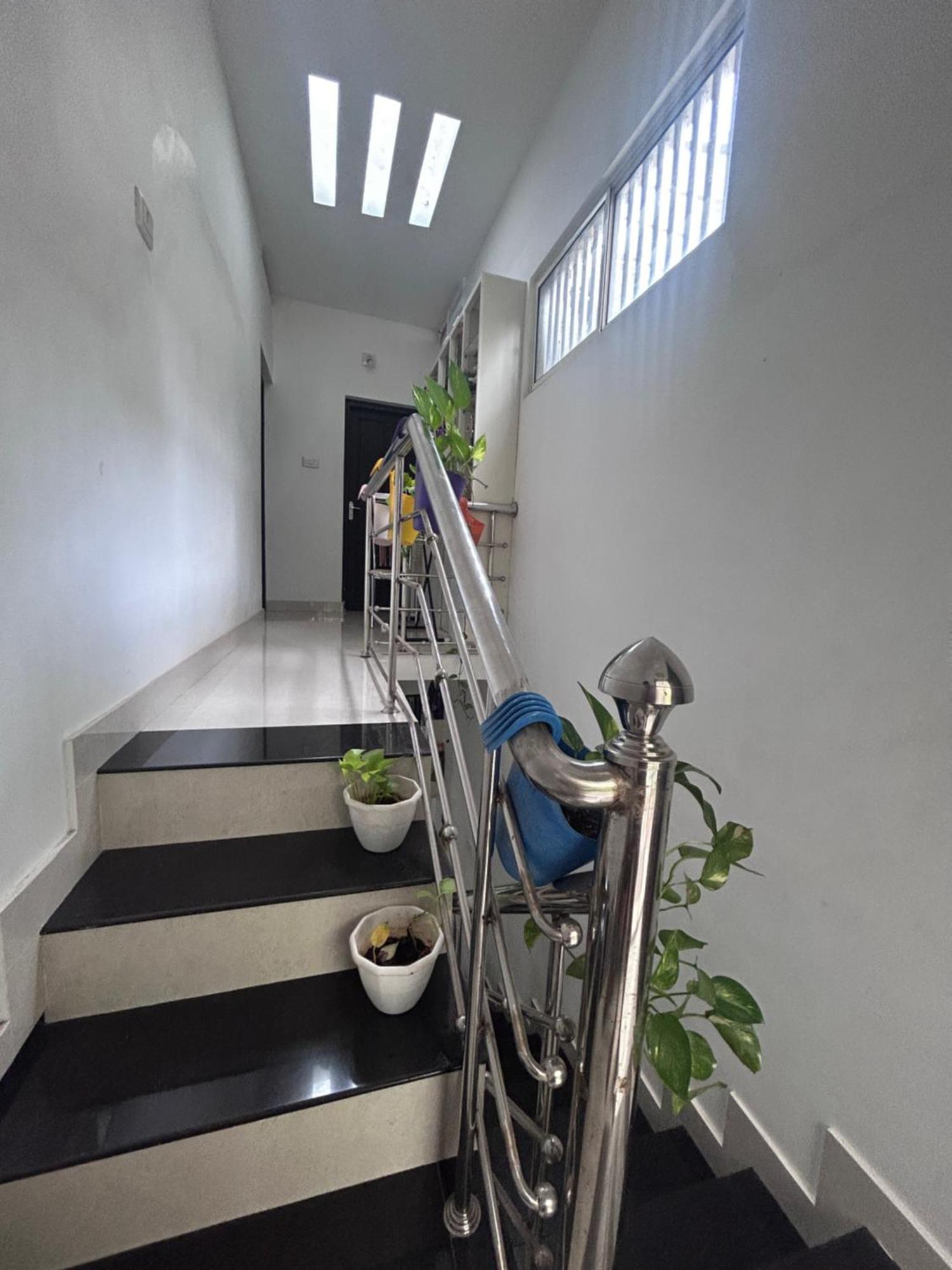 Chaithritha Ladies Homestay Thiruvananthapuram Extérieur photo