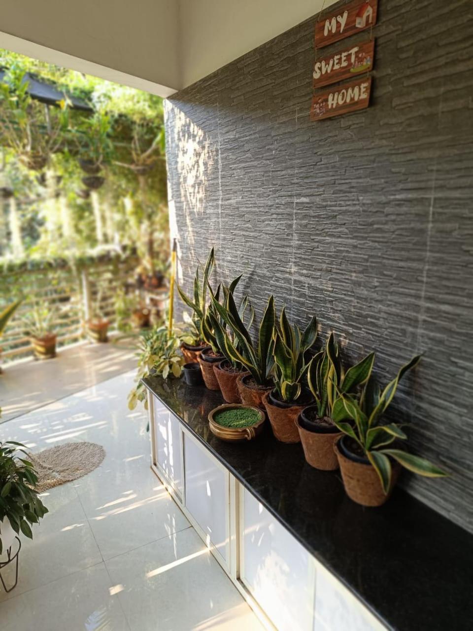 Chaithritha Ladies Homestay Thiruvananthapuram Extérieur photo