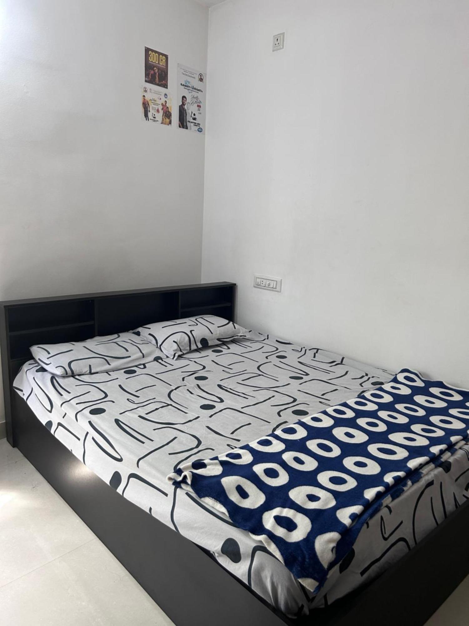 Chaithritha Ladies Homestay Thiruvananthapuram Extérieur photo